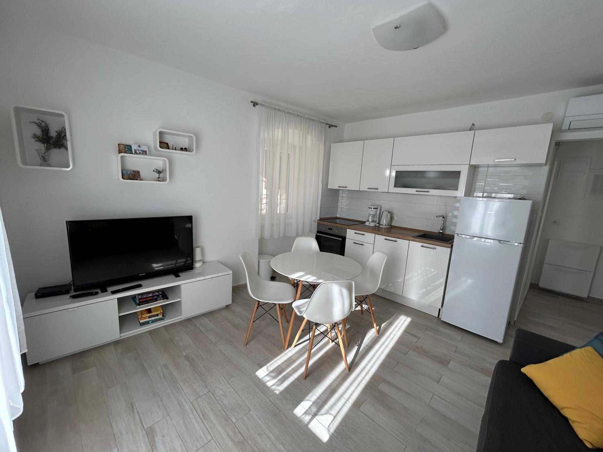 Perfectly Located Cherry Stone House Split Extérieur photo